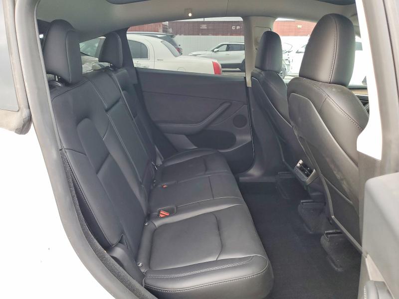2024 Tesla Model Y მანქანა იყიდება აუქციონზე, vin: 7SAYGDED8RF094681, აუქციონის ნომერი: 74398615