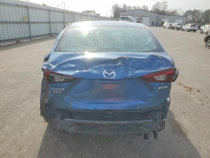 72360385 :رقم المزاد ، 3MZBN1U7XJM220555 vin ، 2018 Mazda 3 مزاد بيع