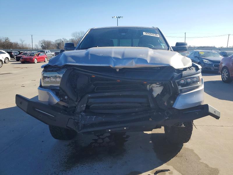 Продаж на аукціоні авто 2023 Ram 1500, vin: 1C6RREFT1PN585994, номер лоту: 95694235