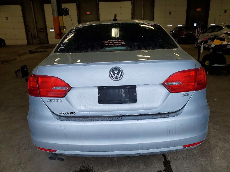 73915385 :رقم المزاد ، 3VWD17AJXEM246277 vin ، 2014 Volkswagen Jetta مزاد بيع
