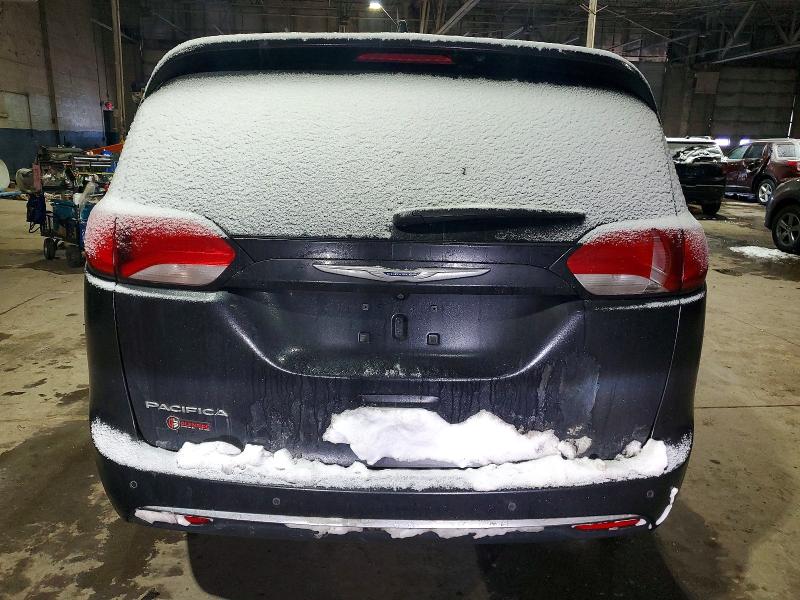 Продажа на аукционе авто 2018 Chrysler Pacifica, vin: 2C4RC1BG1JR330879, номер лота: 74788725
