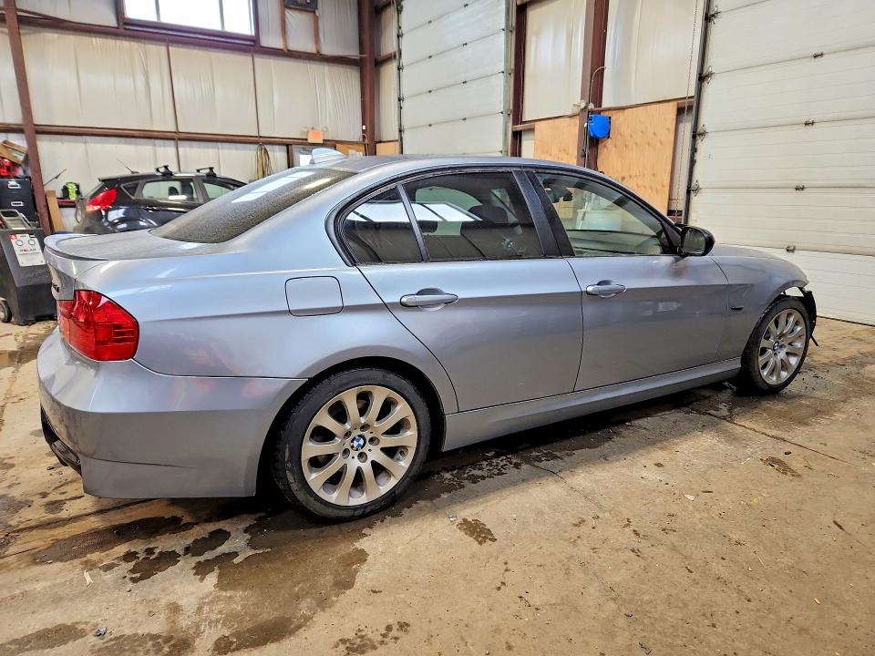 75541545 :رقم المزاد ، WBAPK73509A449286 vin ، 2009 Bmw 328 مزاد بيع