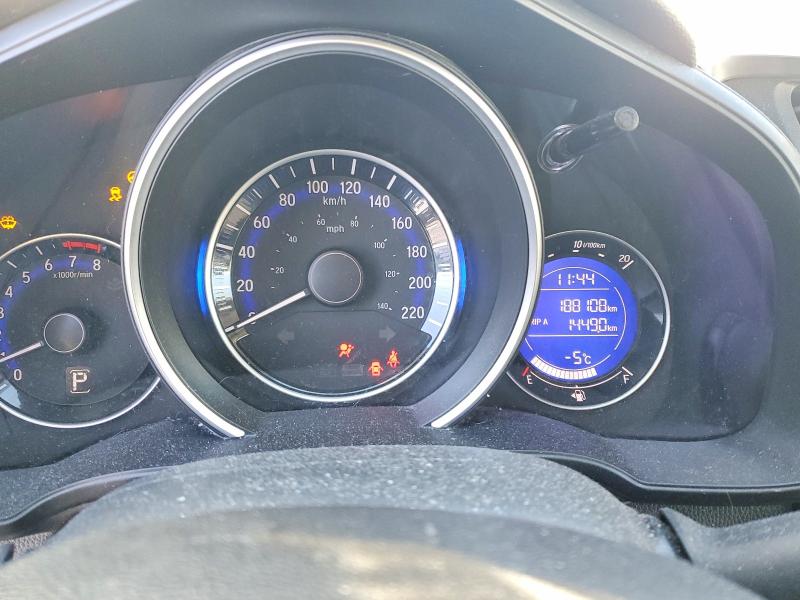Продажа на аукционе авто 2015 Honda Fit, vin: 3HGGK5H54FM106383, номер лота: 73067705