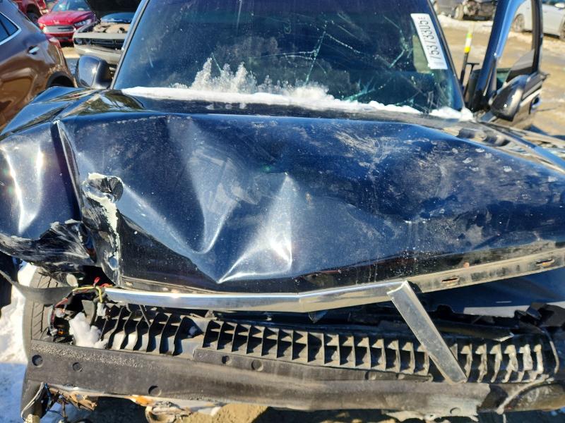 2002 Cadillac Escalade მანქანა იყიდება აუქციონზე, vin: 1GYEK63N62R185772, აუქციონის ნომერი: 75373305