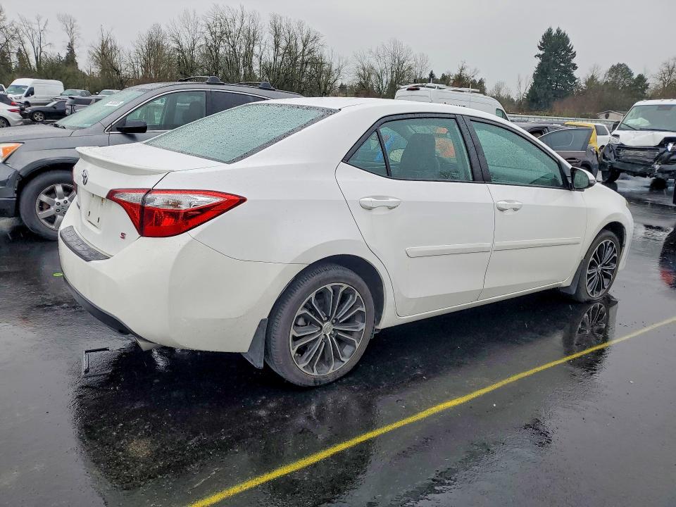 Продажа на аукционе авто 2015 Toyota Corolla, vin: 2T1BURHE3FC418388, номер лота: 74900975