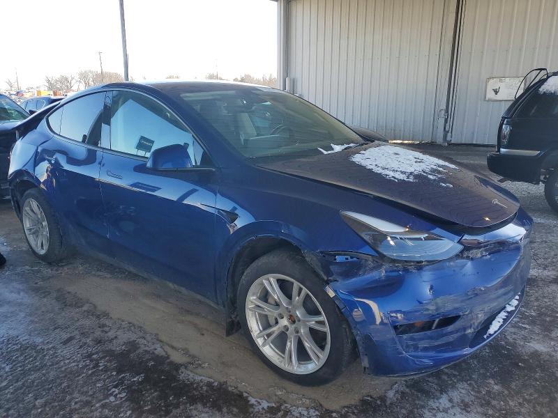 2024 Tesla Model Y მანქანა იყიდება აუქციონზე, vin: 7SAYGDEE3RA282692, აუქციონის ნომერი: 72521415