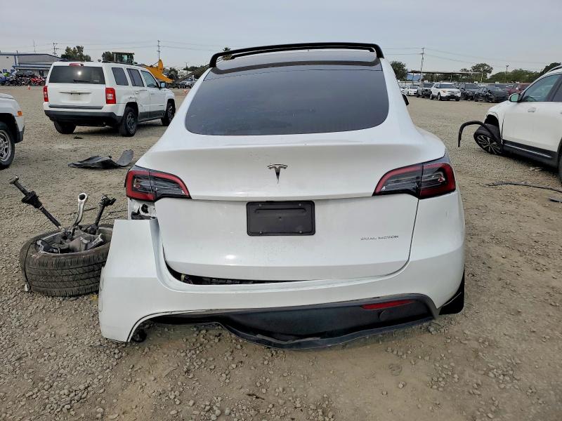 75072005 :رقم المزاد ، 7SAYGAEE1PF881184 vin ، 2023 Tesla Model Y مزاد بيع