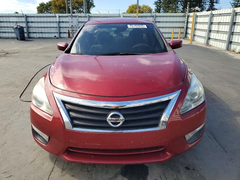 2015 Nissan Altima მანქანა იყიდება აუქციონზე, vin: 1N4AL3AP9FC111281, აუქციონის ნომერი: 75192835