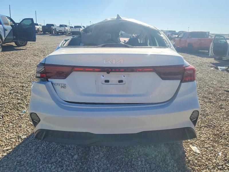 49505086 :رقم المزاد ، 3KPF24ADXRE811581 vin ، 2024 Kia Forte مزاد بيع