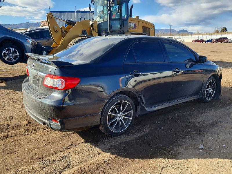 75032155 :رقم المزاد ، 5YFBU4EE6CP070833 vin ، 2012 Toyota Corolla مزاد بيع