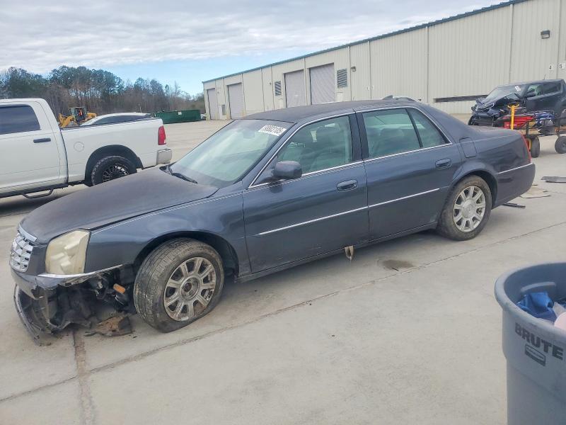 98803105 :رقم المزاد ، 1G6KA5EY0AU134702 vin ، 2010 Cadillac Dts مزاد بيع