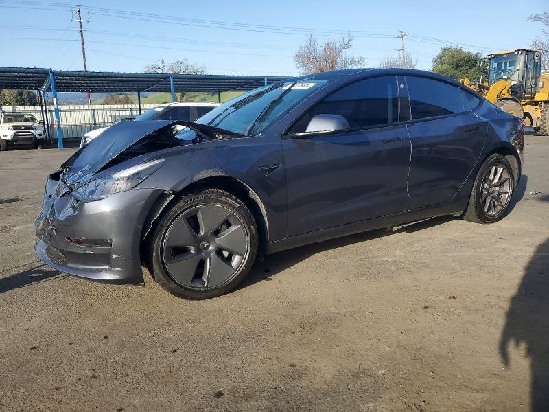 Auction sale of the 2022 Tesla Model 3, vin: 5YJ3E1EBXNF275141, lot number: 74127885