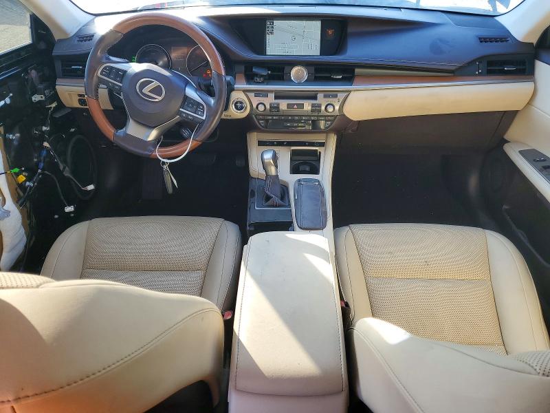 99985635 :رقم المزاد ، JTHBW1GG8H2134821 vin ، 2017 Lexus Es مزاد بيع