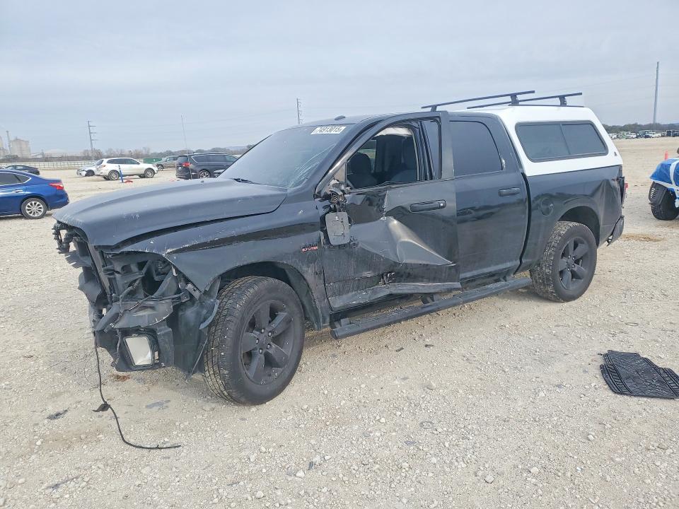 74913015 :رقم المزاد ، 3C6RR7KT1HG552313 vin ، 2017 Ram 1500 مزاد بيع