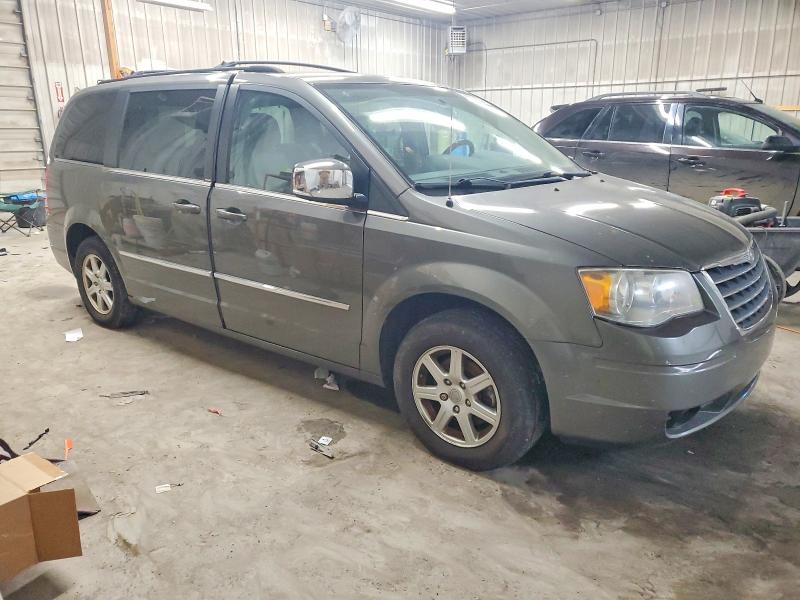 Продажа на аукционе авто 2010 Chrysler Town & Country, vin: 2A4RR8DX6AR441894, номер лота: 99063055