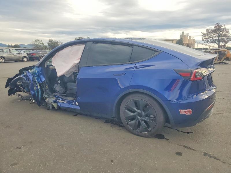 98464695 :رقم المزاد ، 7SAYGDED1SF236715 vin ، 2025 Tesla Model Y مزاد بيع