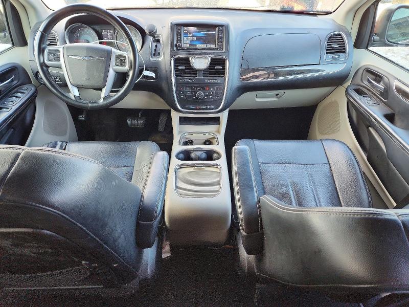 72483355 :رقم المزاد ، 2C4RC1CGXDR707972 vin ، 2013 Chrysler Town & Country مزاد بيع