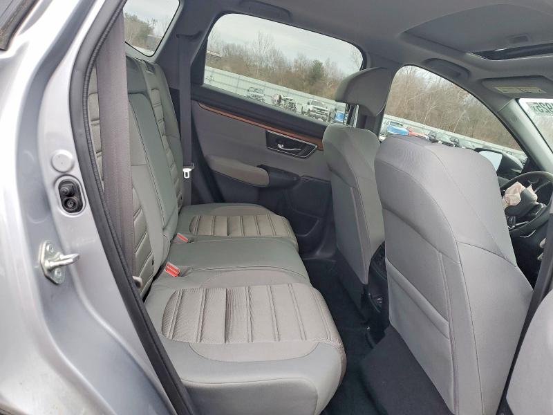 99191925 :رقم المزاد ، 7FARW2H57JE094175 vin ، 2018 Honda Cr-v مزاد بيع