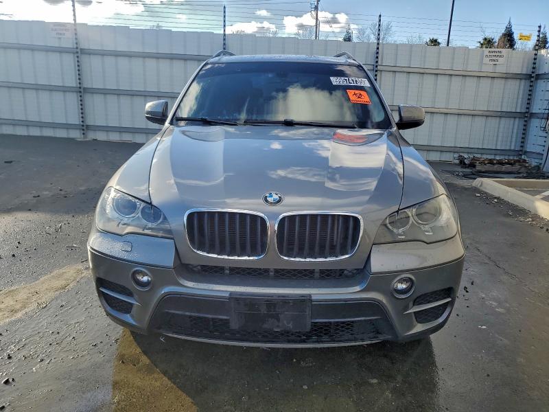 2013 Bmw X5 Xdrive3 მანქანა იყიდება აუქციონზე, vin: 5UXZV4C55D0G51932, აუქციონის ნომერი: 99574735