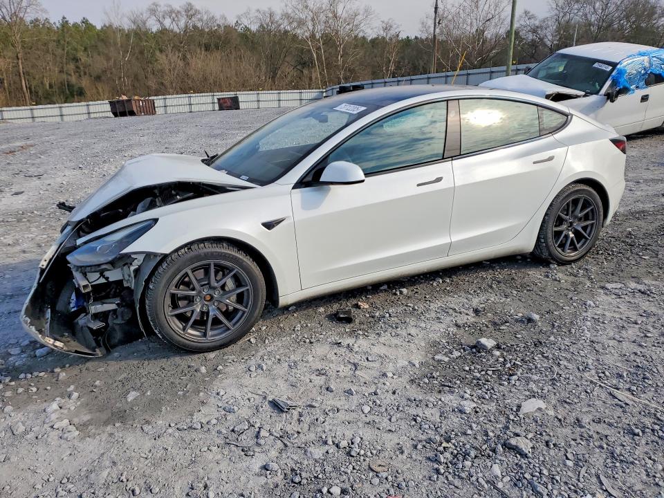 Продажа на аукционе авто 2023 Tesla Model 3, vin: 5YJ3E1EB0PF388096, номер лота: 73712205