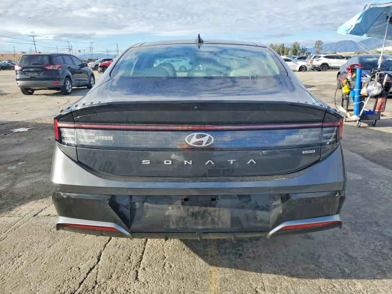 Продажа на аукционе авто 2025 Hyundai Sonata Hybrid, vin: KMHL54JJ2SA105497, номер лота: 72178955