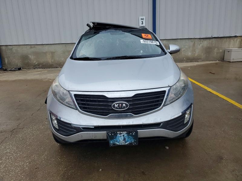 99319815 :رقم المزاد ، KNDPCCA28B7137754 vin ، 2011 Kia Sportage مزاد بيع