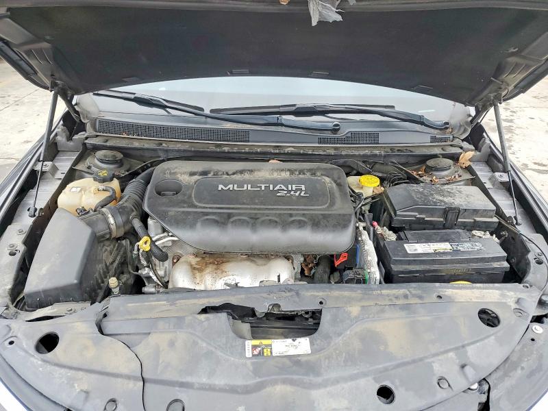 98454885 :رقم المزاد ، 1C3CCCAB0GN177803 vin ، 2016 Chrysler 200 مزاد بيع