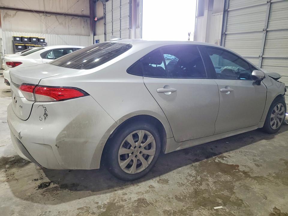 75585565 :رقم المزاد ، 5YFEPMAE1MP271079 vin ، 2021 Toyota Corolla مزاد بيع