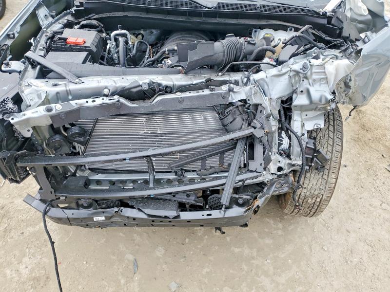 2026 Chevrolet Suburban მანქანა იყიდება აუქციონზე, vin: 1GNS6FKD5TR104646, აუქციონის ნომერი: 97762495