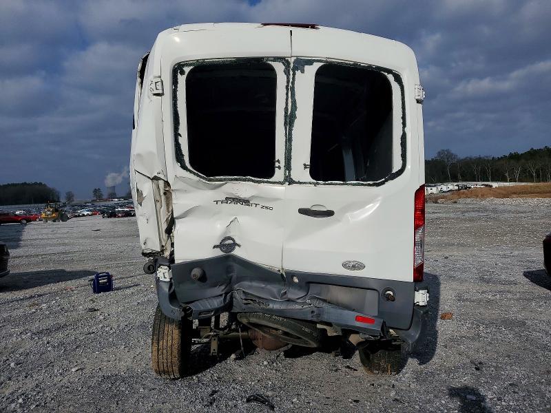 99717325 :رقم المزاد ، 1FTNR2CV8FKA02736 vin ، 2015 Ford Transit مزاد بيع