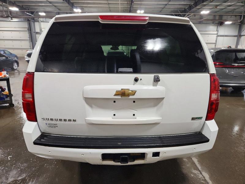 Продаж на аукціоні авто 2011 Chevrolet Suburban, vin: 1GNSKJE36BR105093, номер лоту: 74003255