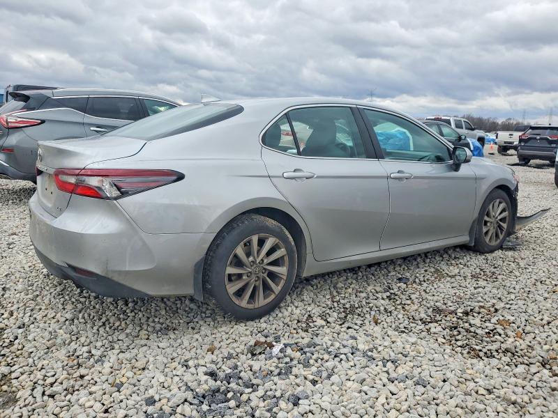 2022 Toyota Camry მანქანა იყიდება აუქციონზე, vin: 4T1C11AK1NU656753, აუქციონის ნომერი: 72230625