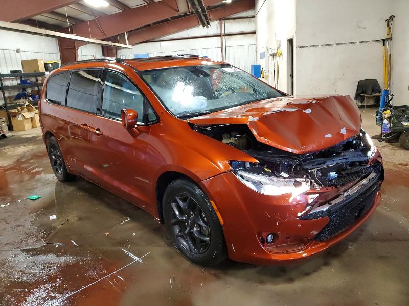 99165695 :رقم المزاد ، 2C4RC1GG2JR247826 vin ، 2018 Chrysler Pacifica مزاد بيع
