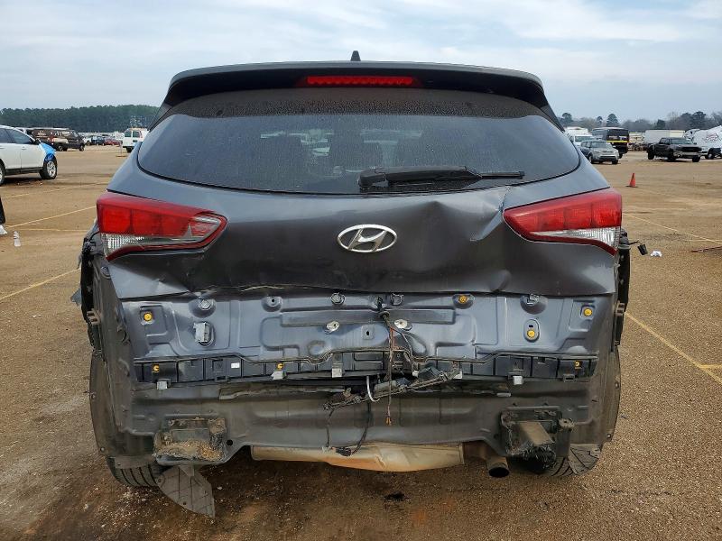 99026735 :رقم المزاد ، KM8J33A44JU666606 vin ، 2018 Hyundai Tucson مزاد بيع