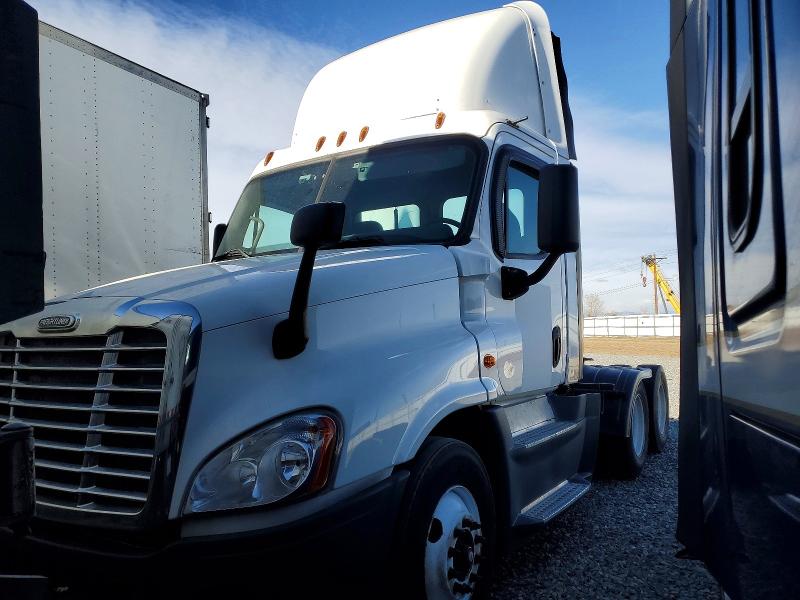 Aukcja sprzedaży 2016 Freightliner Cascadia 1, vin: 1FUJGEDV6GLHC5914, numer aukcji: 72840075