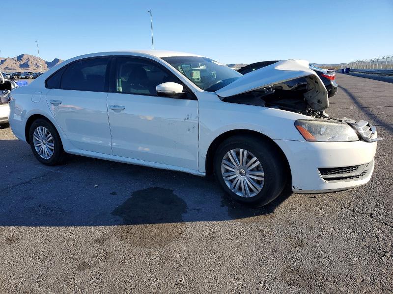 Продажа на аукционе авто 2015 Volkswagen Passat, vin: 1VWAT7A34FC016719, номер лота: 72401275