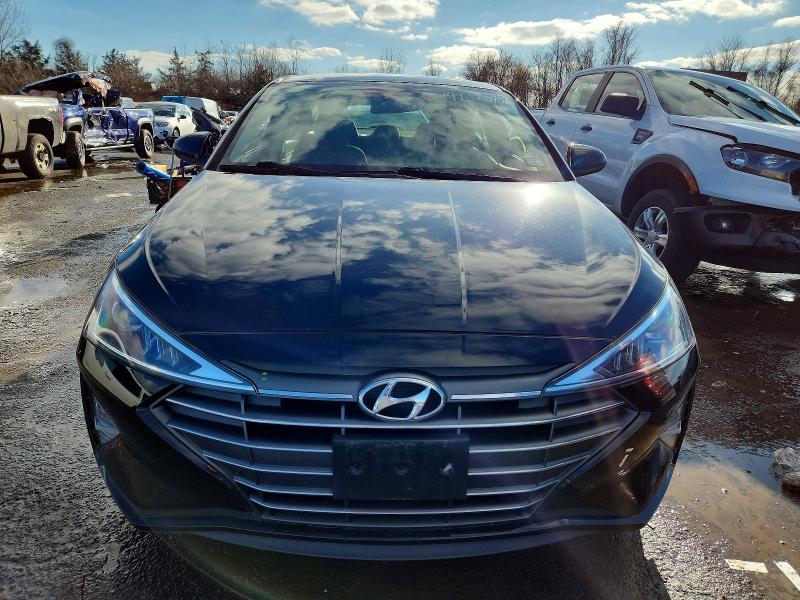 99932375 :رقم المزاد ، 5NPD84LF8LH610589 vin ، 2020 Hyundai Elantra مزاد بيع