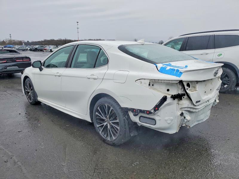 97194745 :رقم المزاد ، 4T1G11AK6LU865114 vin ، 2020 Toyota Camry مزاد بيع