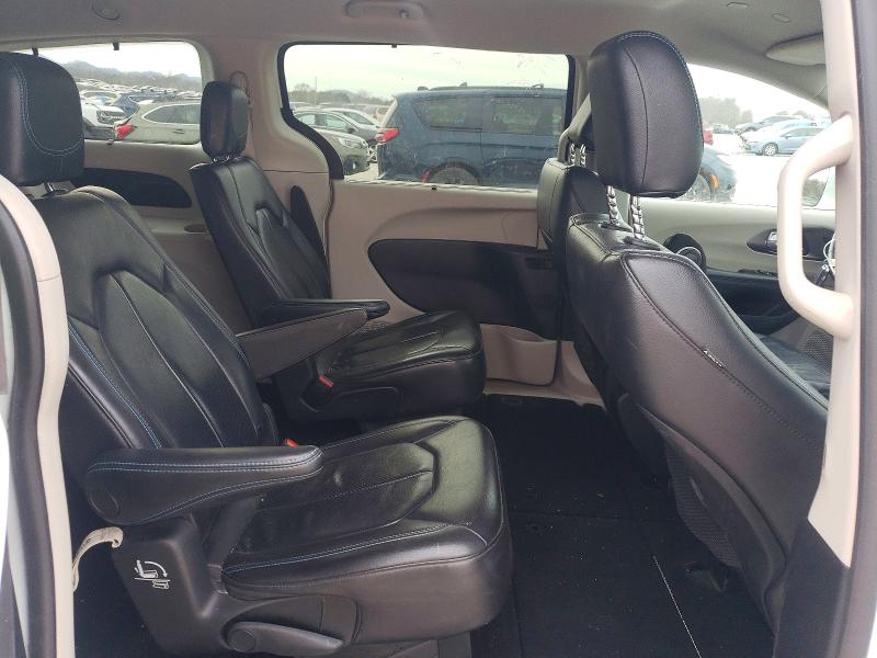 75008065 :رقم المزاد ، 2C4RC1BG3MR585201 vin ، 2021 Chrysler Pacifica مزاد بيع