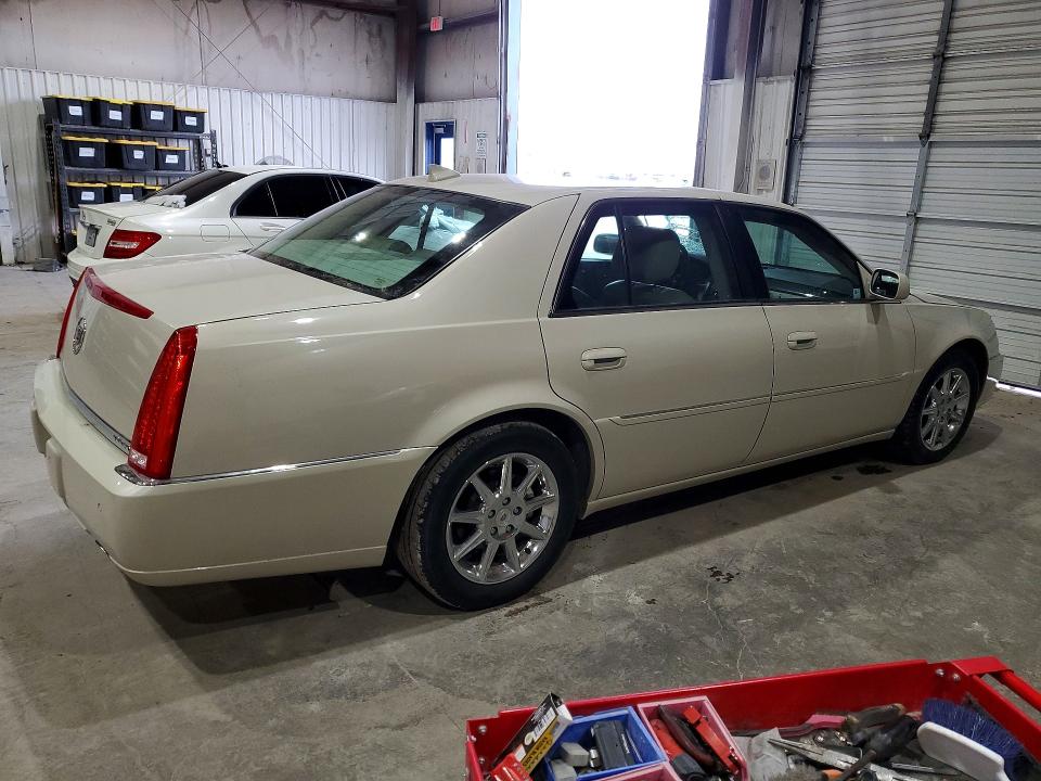 74985945 :رقم المزاد ، 1G6KD5E63BU123099 vin ، 2011 Cadillac Dts Luxury Collection مزاد بيع
