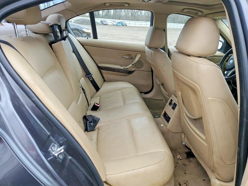 98011205 :رقم المزاد ، WBAVB77518NH78493 vin ، 2008 Bmw 335 مزاد بيع