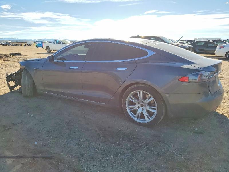 2020 Tesla Model S მანქანა იყიდება აუქციონზე, vin: 5YJSA1E2XLF415113, აუქციონის ნომერი: 72627045