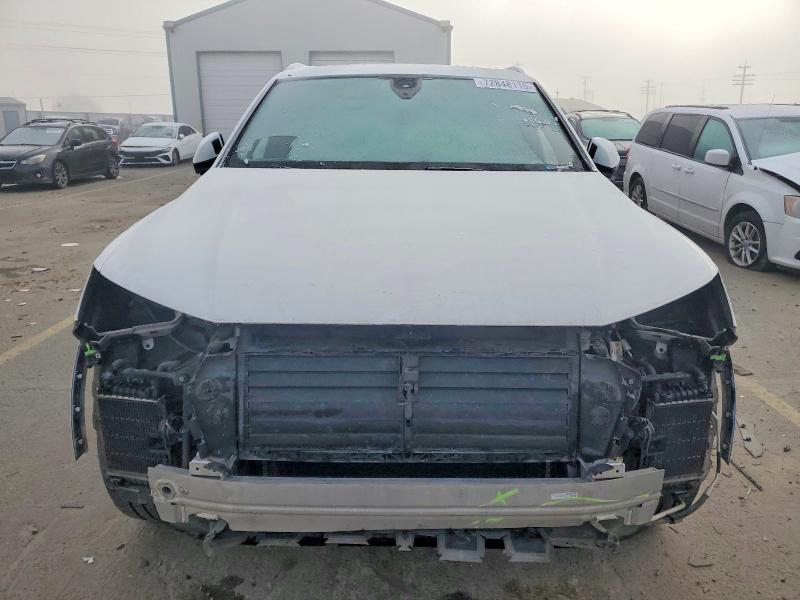 2017 Audi Q7 მანქანა იყიდება აუქციონზე, vin: WA1VAAF72HD010685, აუქციონის ნომერი: 72848115