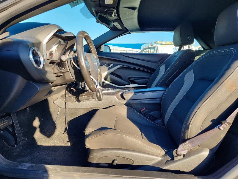 99499145 :رقم المزاد ، 1G1FB3DS0H0165567 vin ، 2017 Chevrolet Camaro مزاد بيع