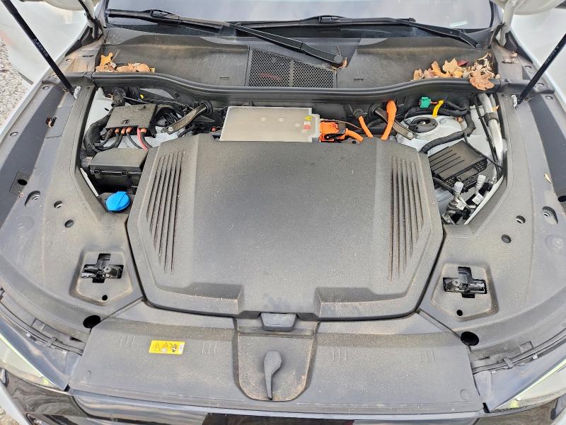 2024 Audi Q8 E-tron მანქანა იყიდება აუქციონზე, vin: WA16ABGE8RB008525, აუქციონის ნომერი: 75685295
