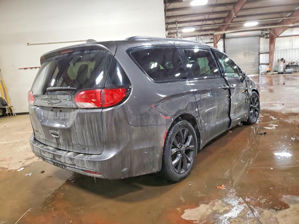 Aukcja sprzedaży 2018 Chrysler Pacifica, vin: 2C4RC1BG3JR322315, numer aukcji: 74846405