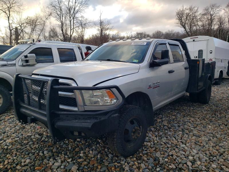 99980565 :رقم المزاد ، 3C63RRGL4JG421957 vin ، 2018 Ram 3500 مزاد بيع