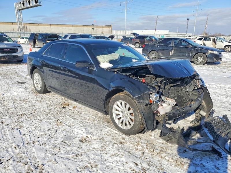 Продажа на аукционе авто 2013 Chrysler 300, vin: 2C3CCAAG3DH510063, номер лота: 98310155