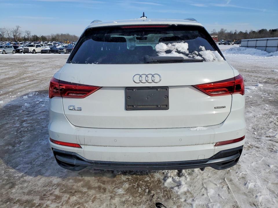 Aukcja sprzedaży 2021 Audi Q3, vin: WA1DECF39M1018092, numer aukcji: 74947375