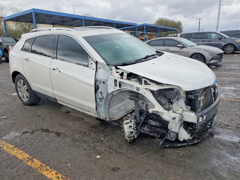 Продаж на аукціоні авто 2015 Cadillac Srx, vin: 3GYFNBE39FS634025, номер лоту: 98195475